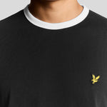 Lyle & Scott Ringer T-Shirt Jet Black Detailansicht