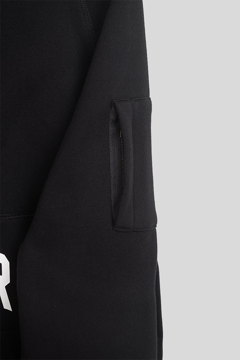 Ärmel des schwarzen Unfair Ninja Zippers