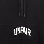 Detailansicht eines schwarzen Unfair Ninja Zippers